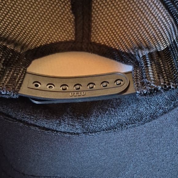 OTTO Black Trucker Hat with Buffalo Graphic - Picture 3 of 4